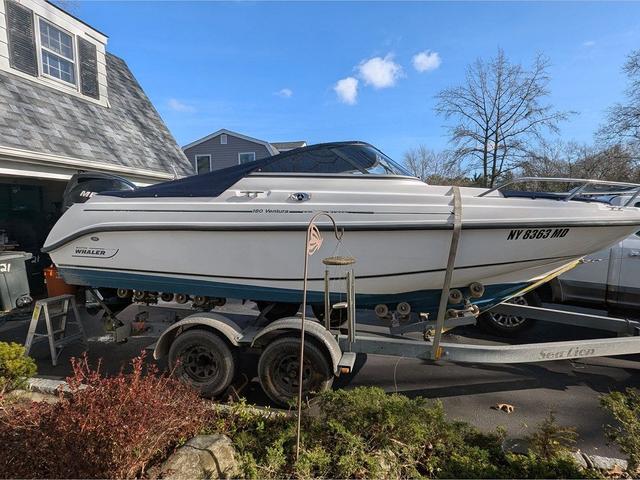 18' BOSTON WHALER 2006