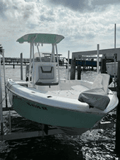 2021 Aquasport 230 Bay Boat