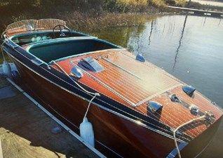 1941 CHRIS-CRAFT 17 DELUXE RUNABOUT BARREL BACK