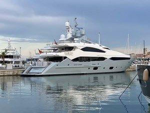 Sunseeker 131 2012 40 m Yacht