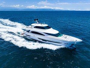 E90 Motor Yacht  NOW AVAILABLE