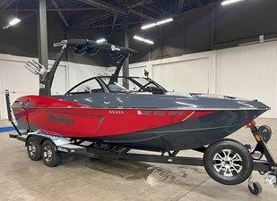 2017 Malibu Wakesetter Lsv 23