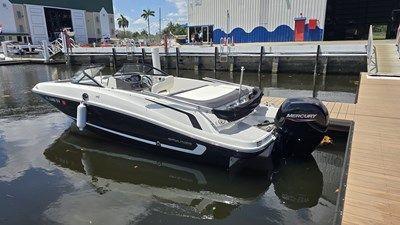 BAYLINER VR5