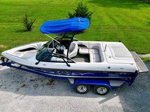 03 Malibu Wakesetter 21 VLX - WLSPS