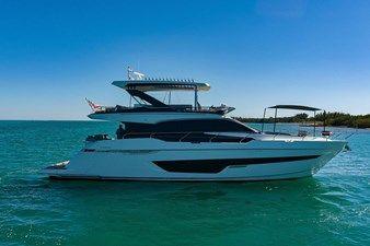 2021 Fairline Squadron 68