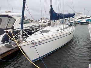 1999 CATALINA 320