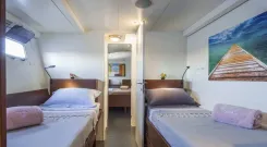 the best price on TAJ 78