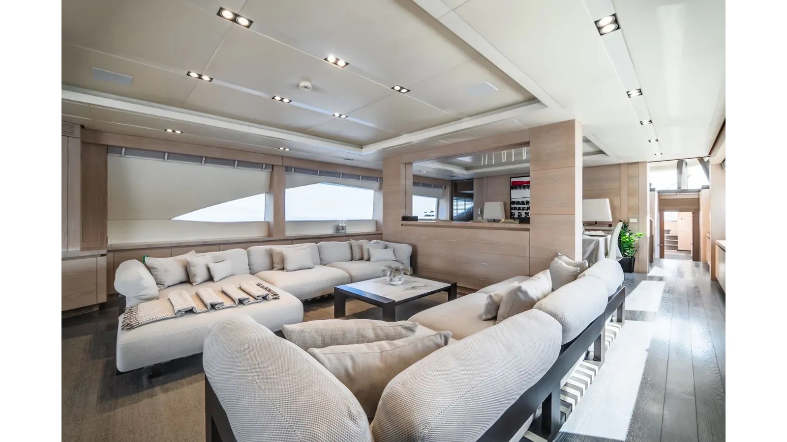 Buy a FAST & FURIOUS 146 at Shestakov Yacht Sales