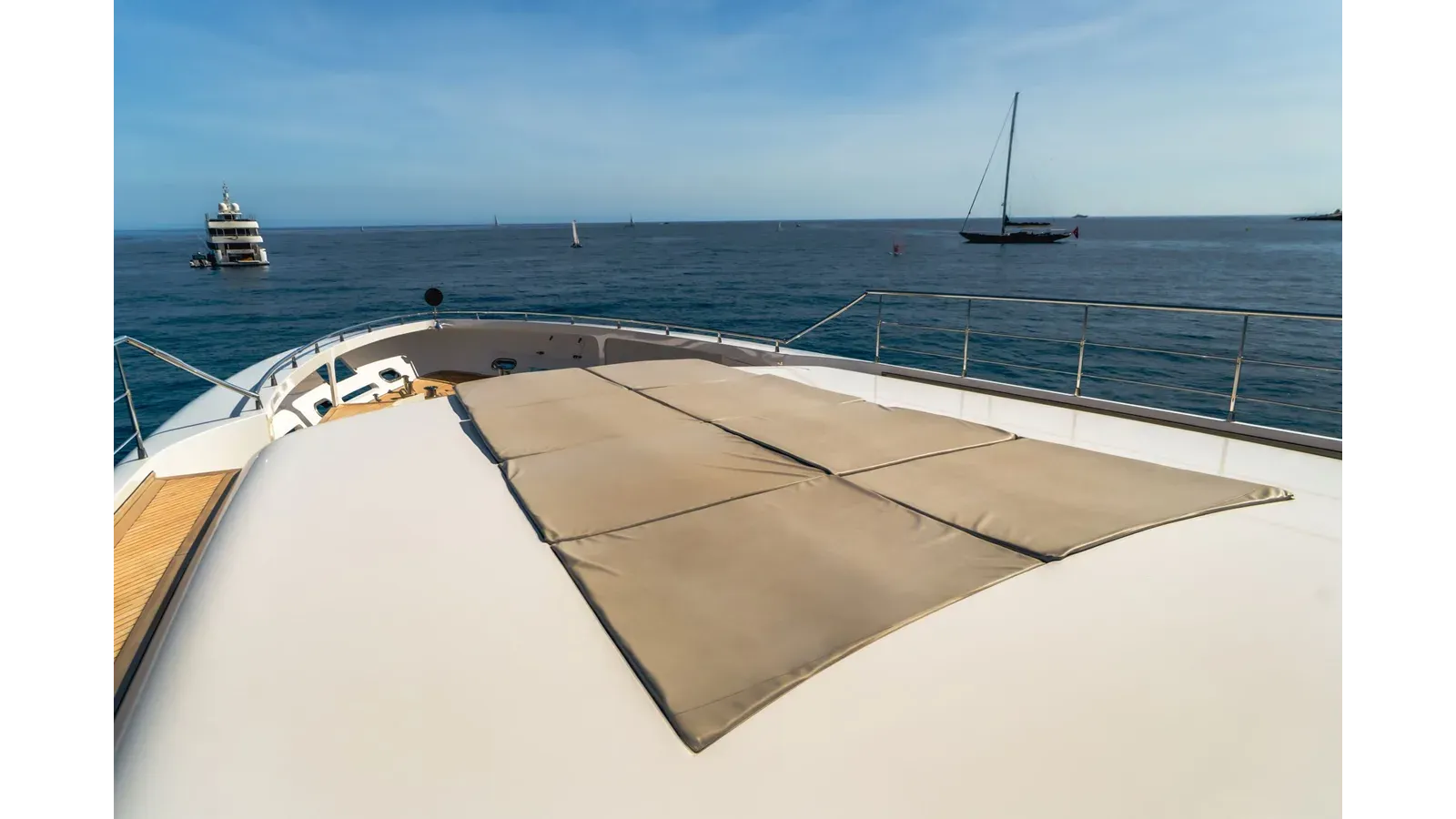 FAST & FURIOUS - AB Yachts