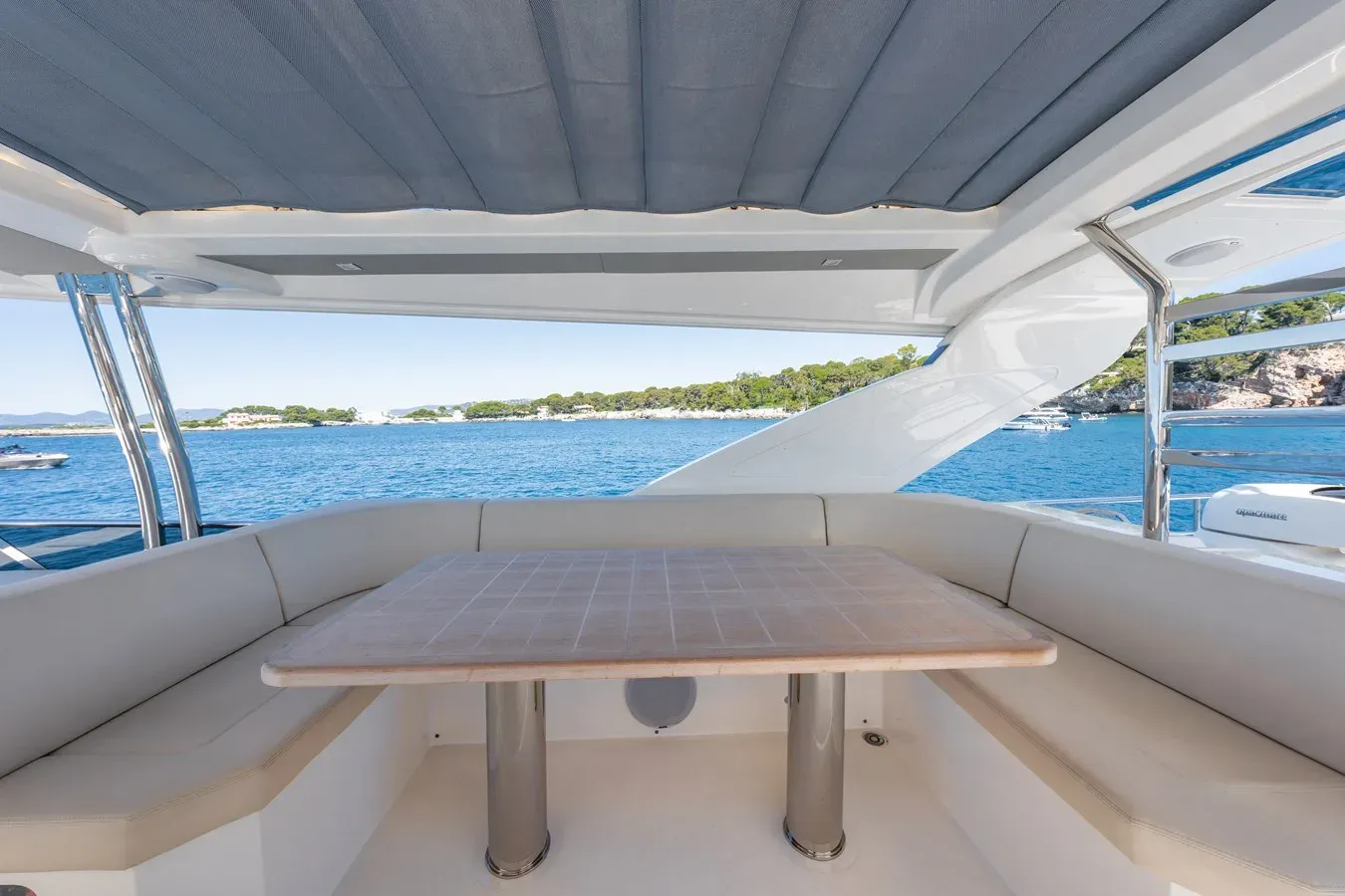 Buy a PIRVELI - Absolute Yachts at Shestakov Yacht Sales