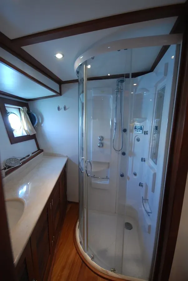 Buy a ARINNA - AEGEAN YACHT at Shestakov Yacht Sales