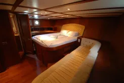 best yacht sales deals ARINNA 73
