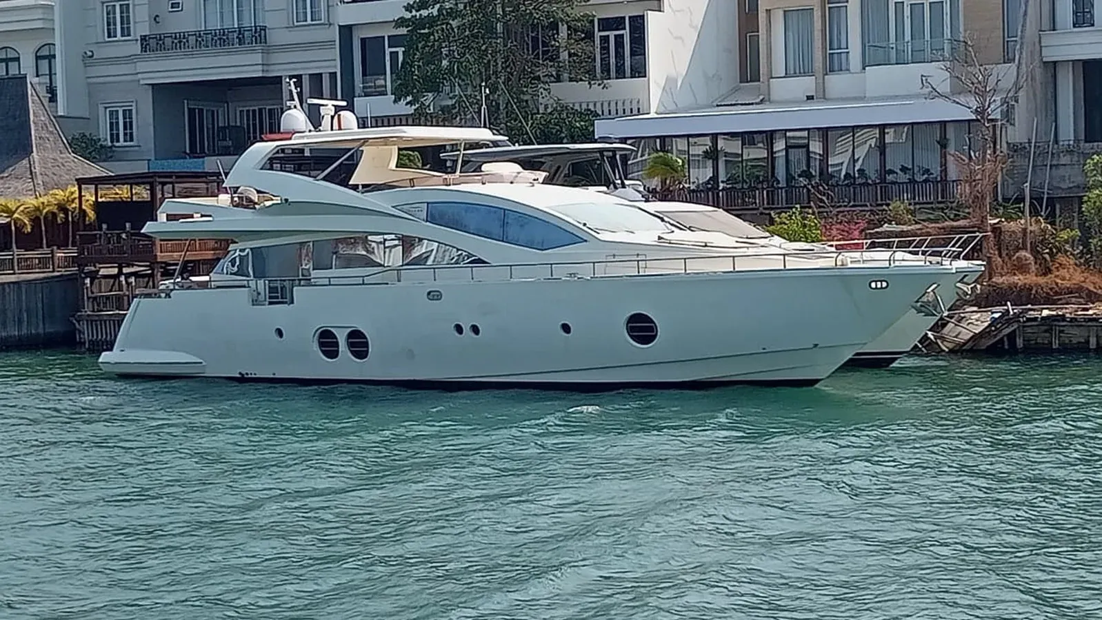 best yacht sales deals GALLEN - Aicon Yachts