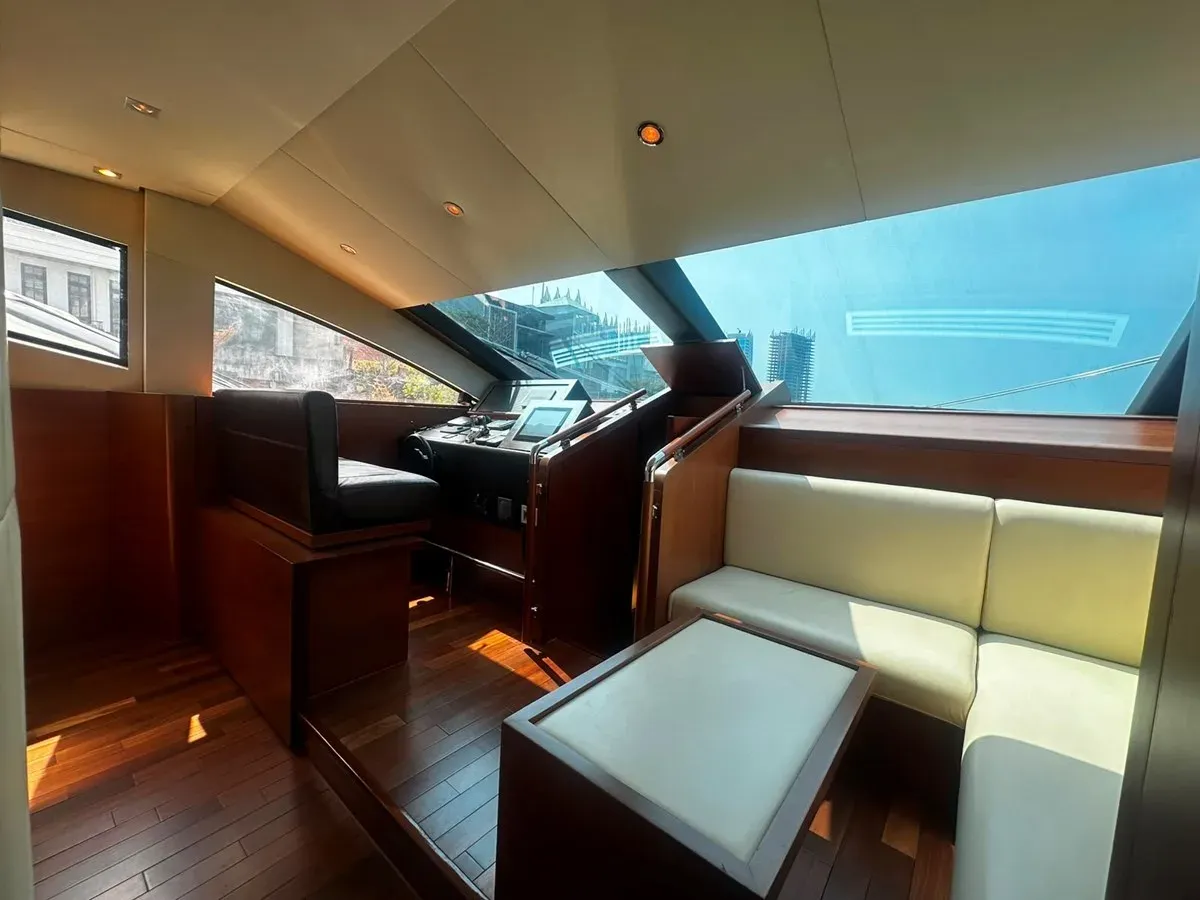 best yacht sales deals GALLEN 2010