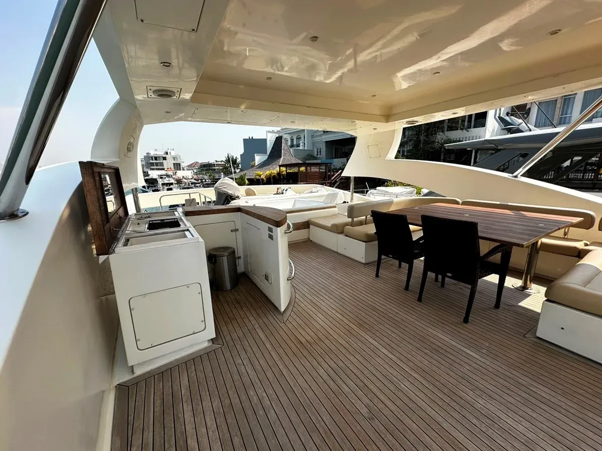 Buy a GALLEN 86 at Shestakov Yacht Sales
