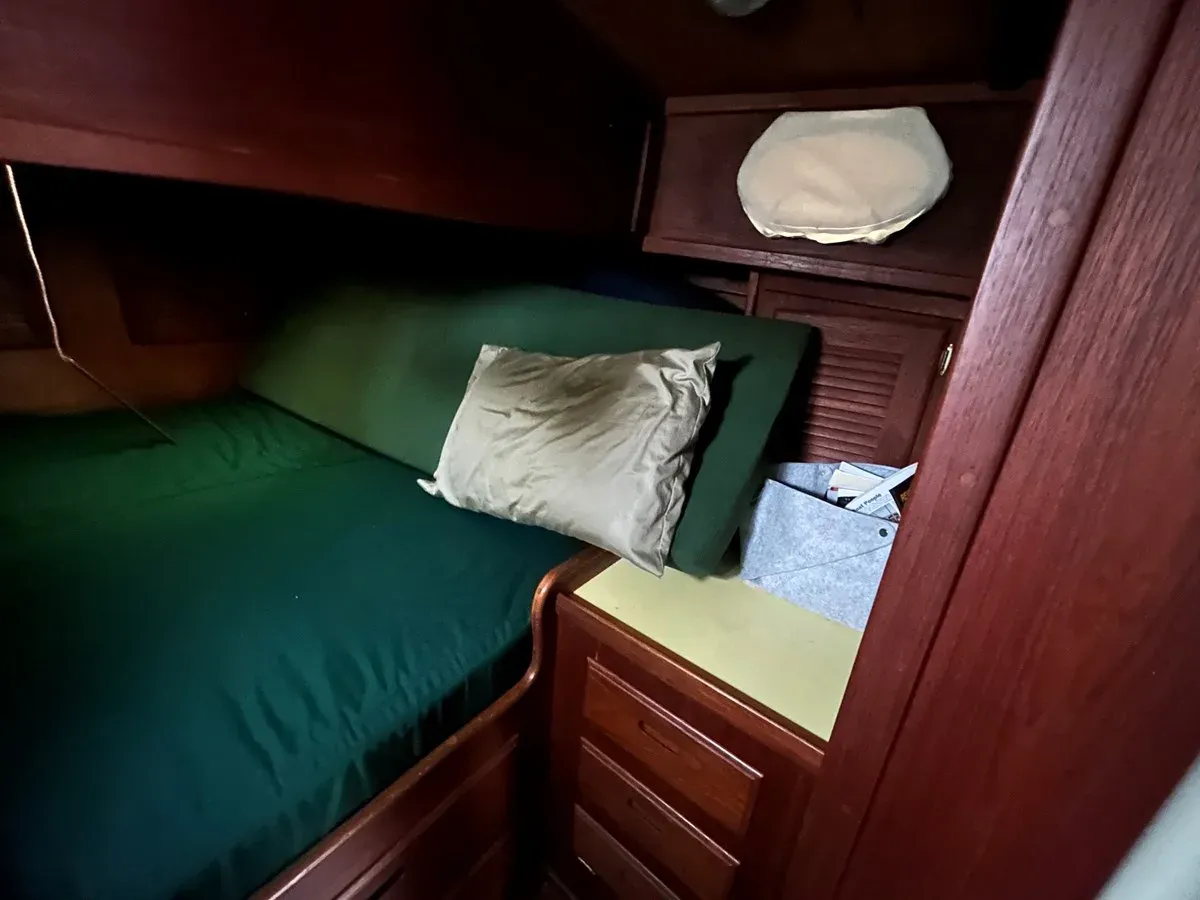 Buy a yacht SIR TUFFY 38