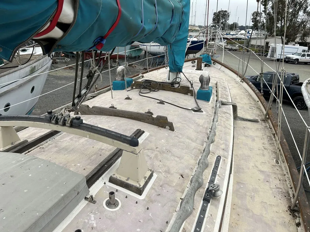 Buy a yacht SIR TUFFY 1977