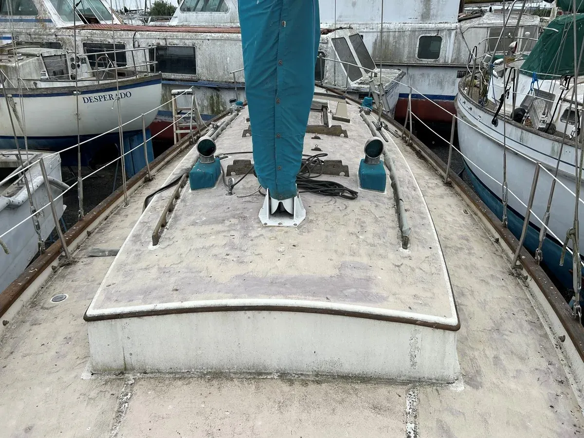 best yacht sales deals SIR TUFFY 38
