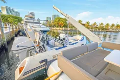 Купить яхту LITTLE LEBOWSKI - Aquila Power Catamarans в Shestakov Yacht Sales