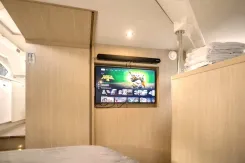 Продажа яхты LITTLE LEBOWSKI - Aquila Power Catamarans