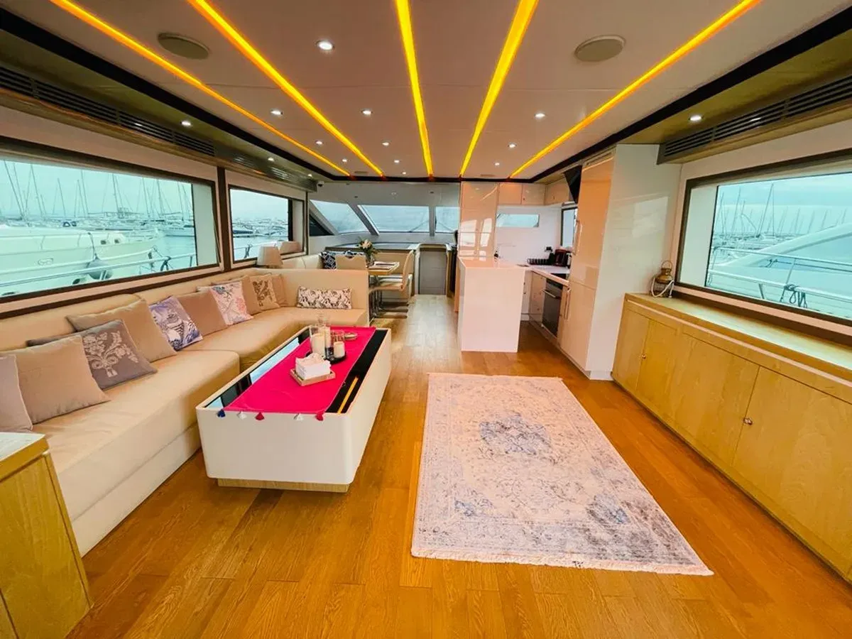 ASB - AQUITALIA YACHTS