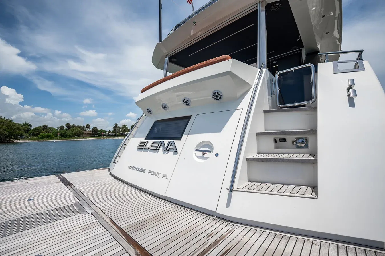 Купить яхту ELENA 2024 в Shestakov Yacht Sales