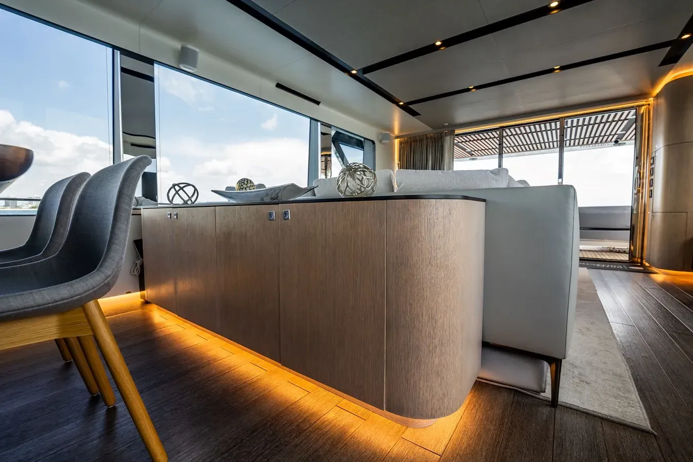 Buy a yacht HOTEL COLLECTION - Astondoa
