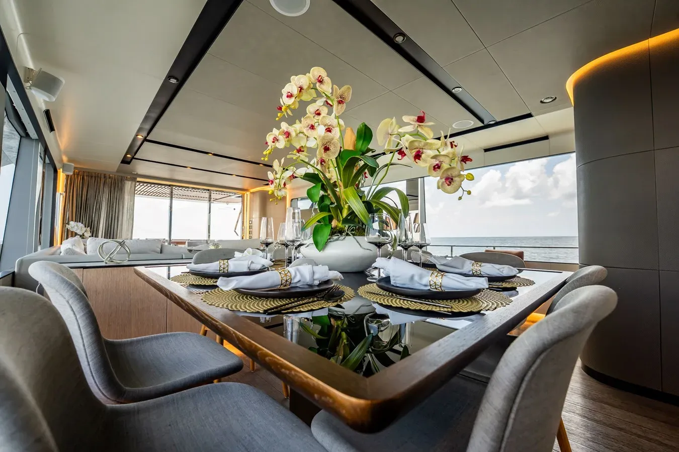 Buy a HOTEL COLLECTION - Astondoa at Shestakov Yacht Sales