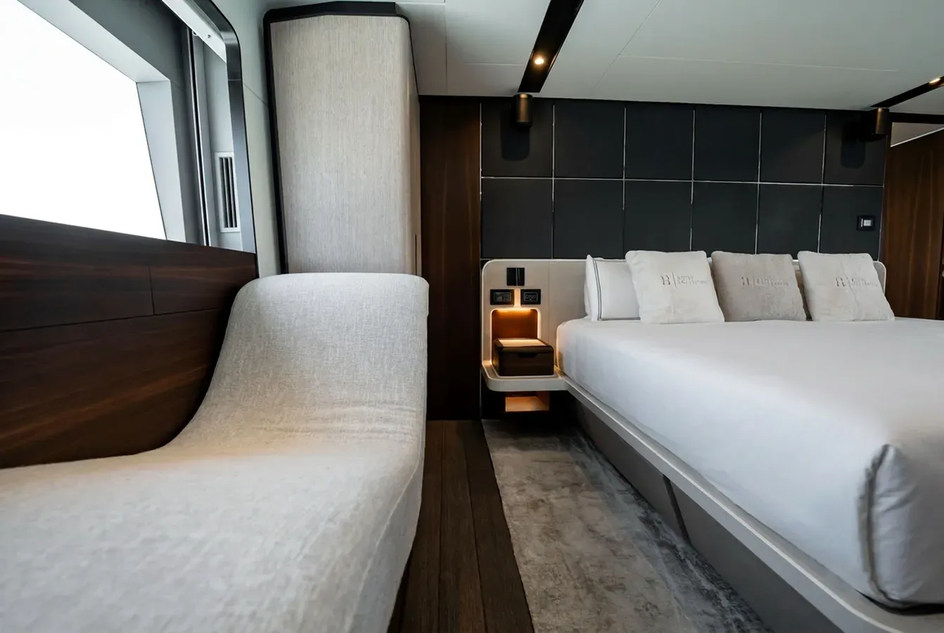 Buy a yacht HOTEL COLLECTION - Astondoa