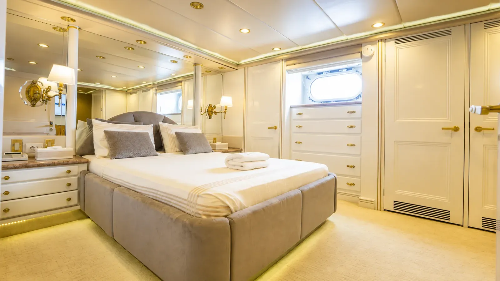 Купить яхту GRACE 1991 в Shestakov Yacht Sales