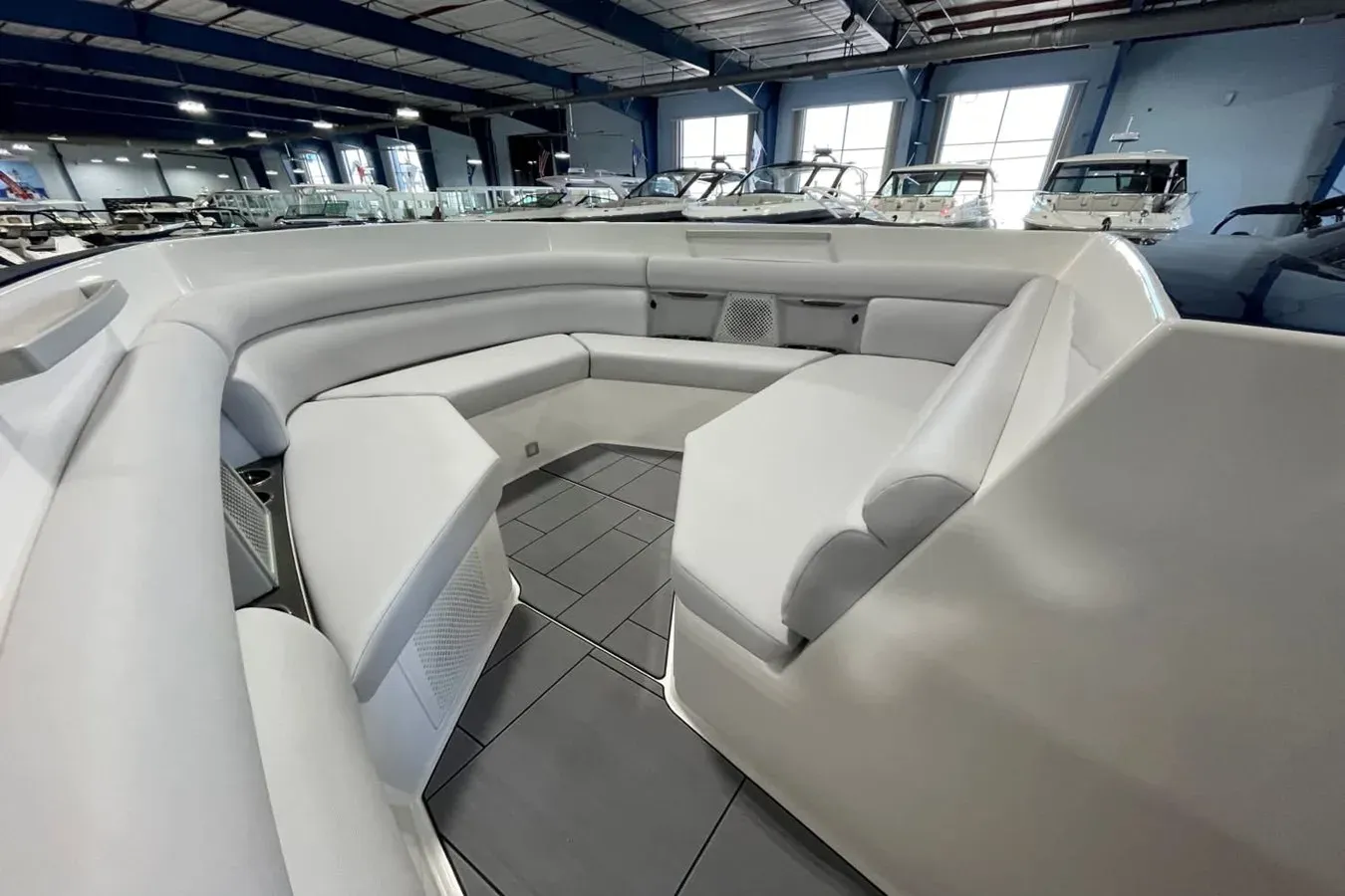 Buy a yacht Aviara AV40 Outboard - AVIARA