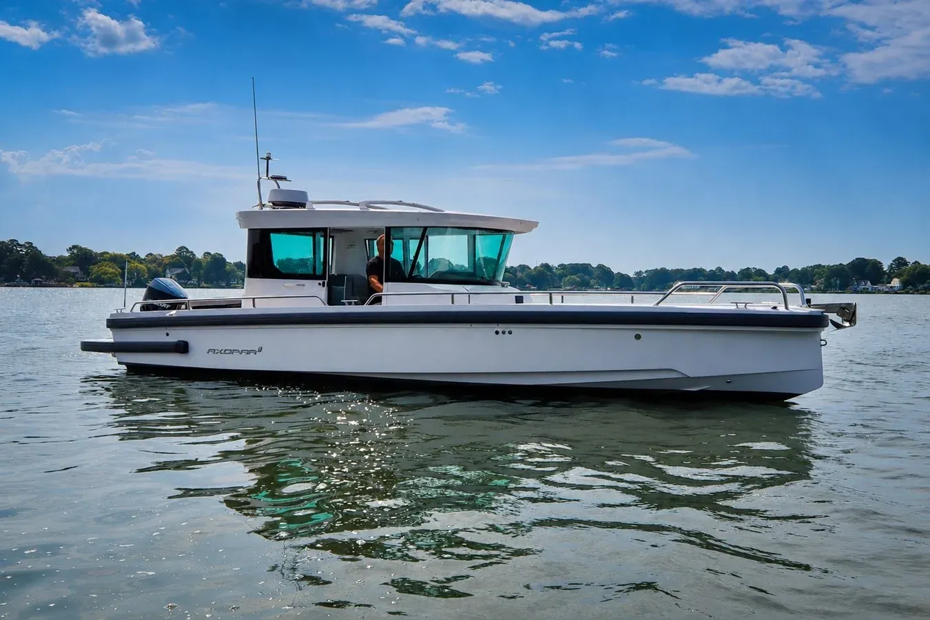 best yacht sales deals LULUBELLE - Axopar