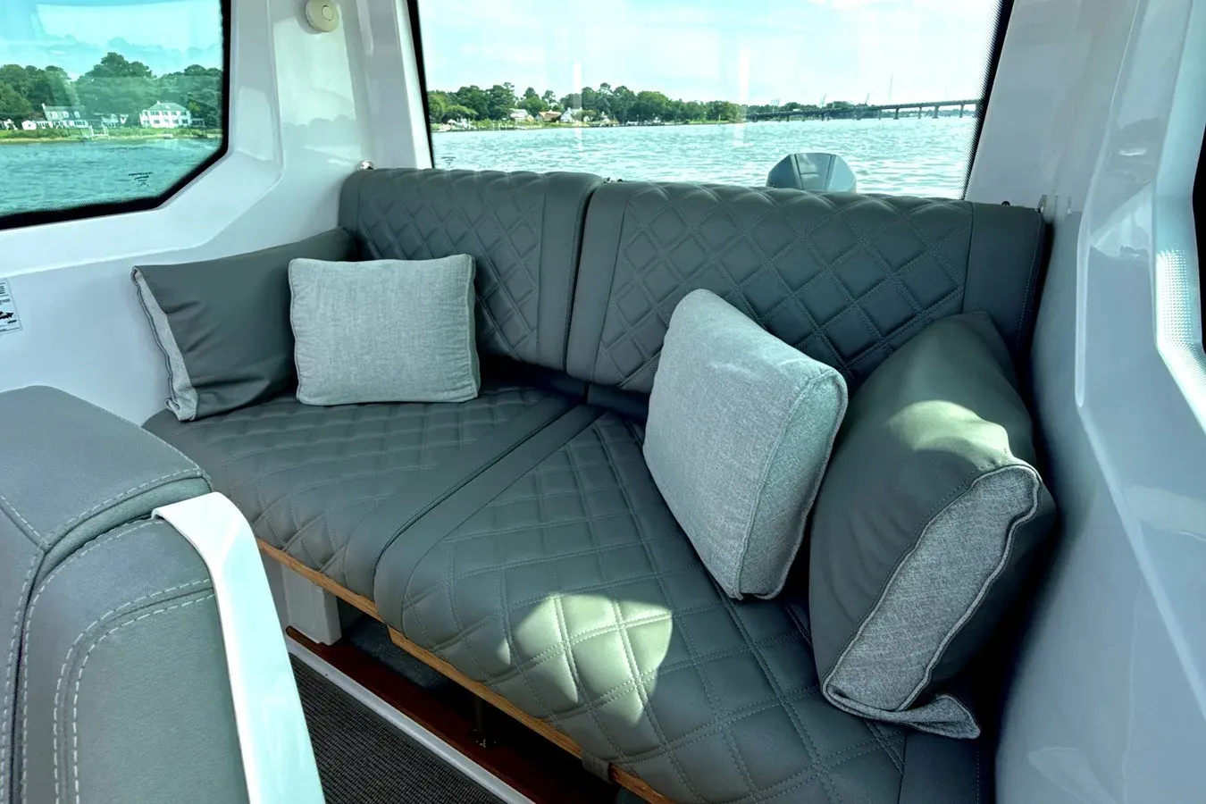 the best price on LULUBELLE 2021