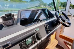 best yacht sales deals LULUBELLE 28