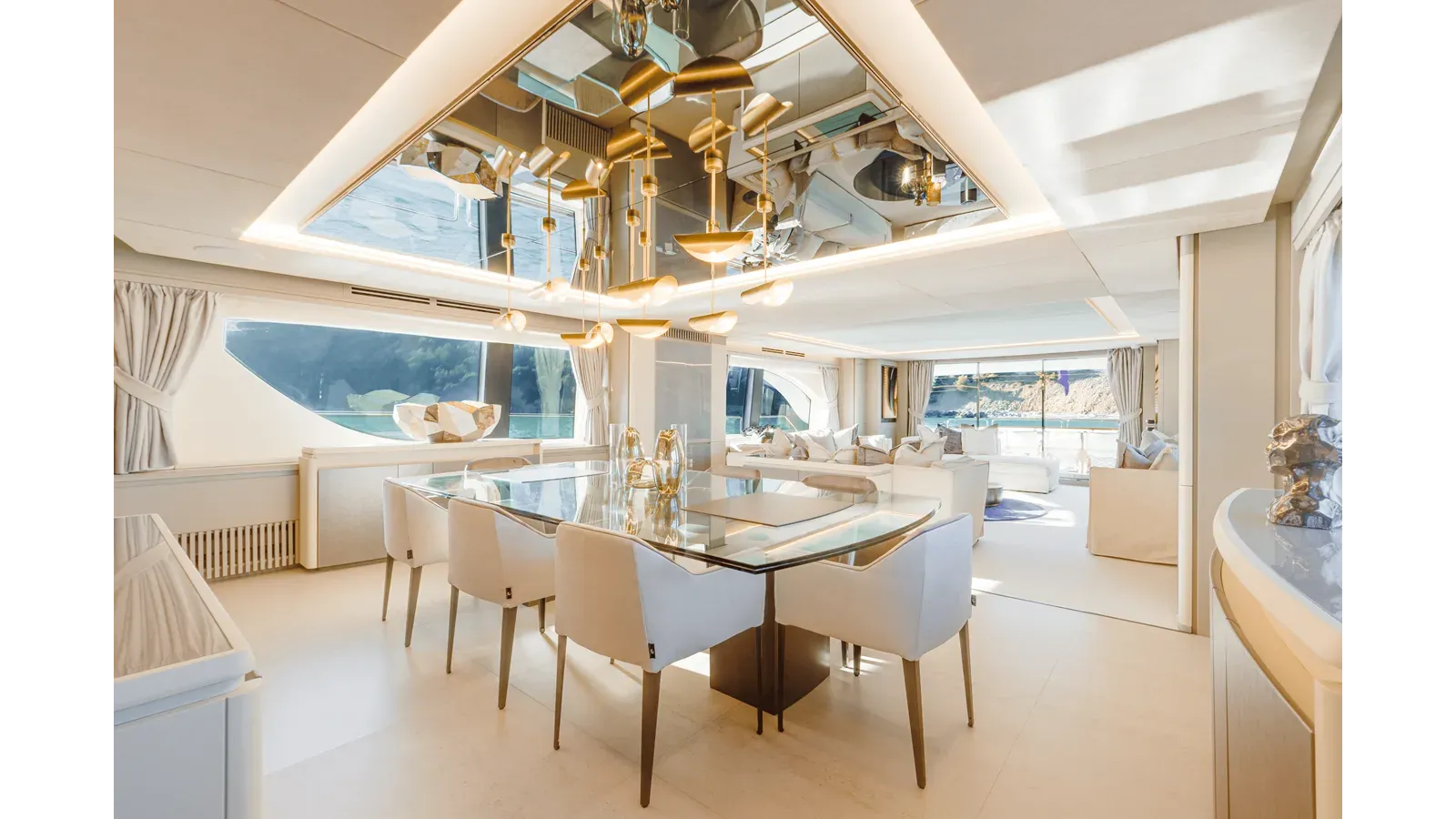 Buy a yacht SERENDIPITY