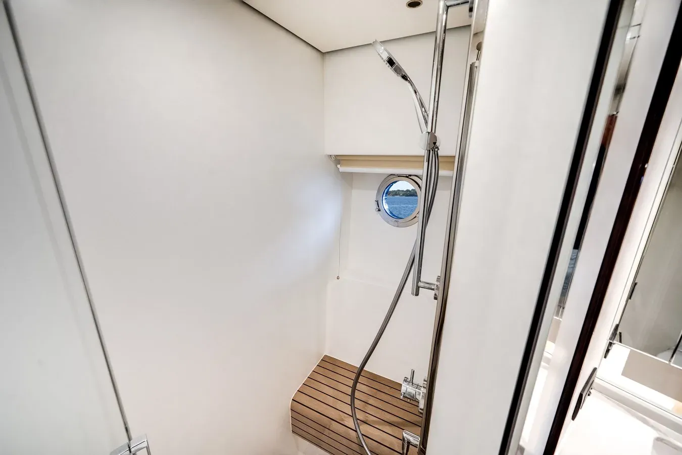 Nauti-Wolfe IV - Azimut Yachts price