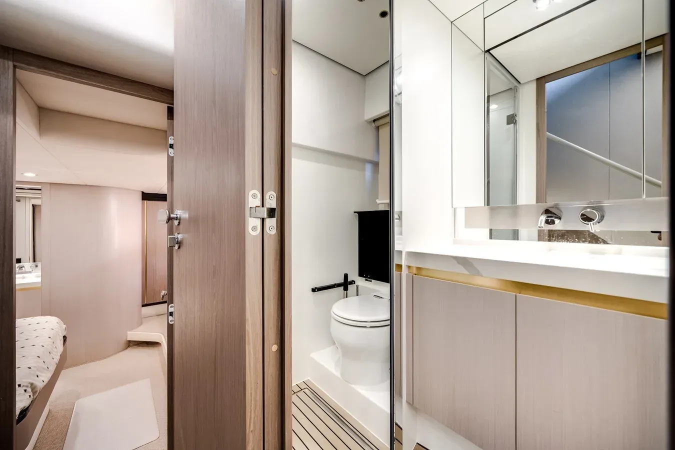 the best price on Nauti-Wolfe IV 2024
