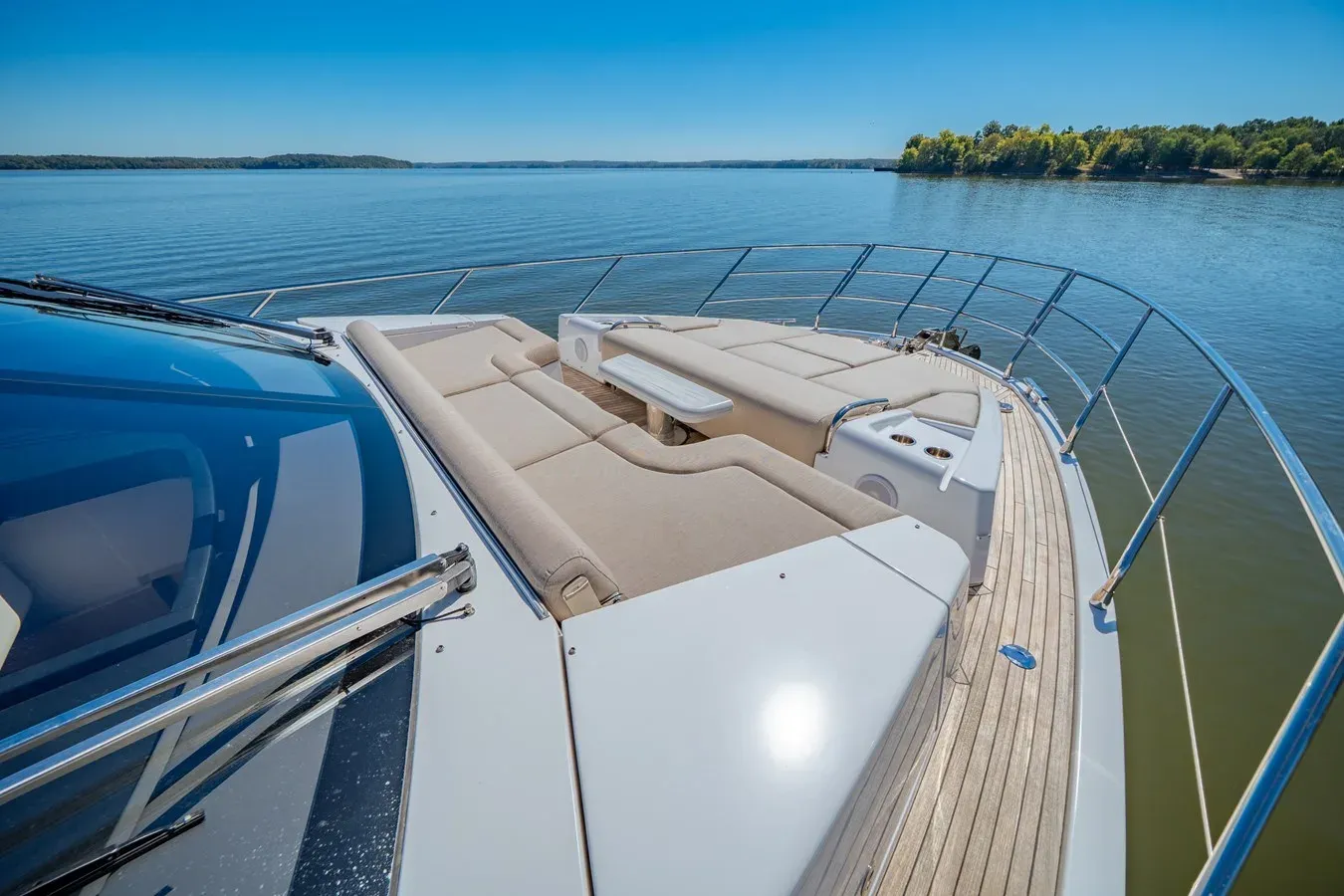 the best price on Nauti-Wolfe IV 60