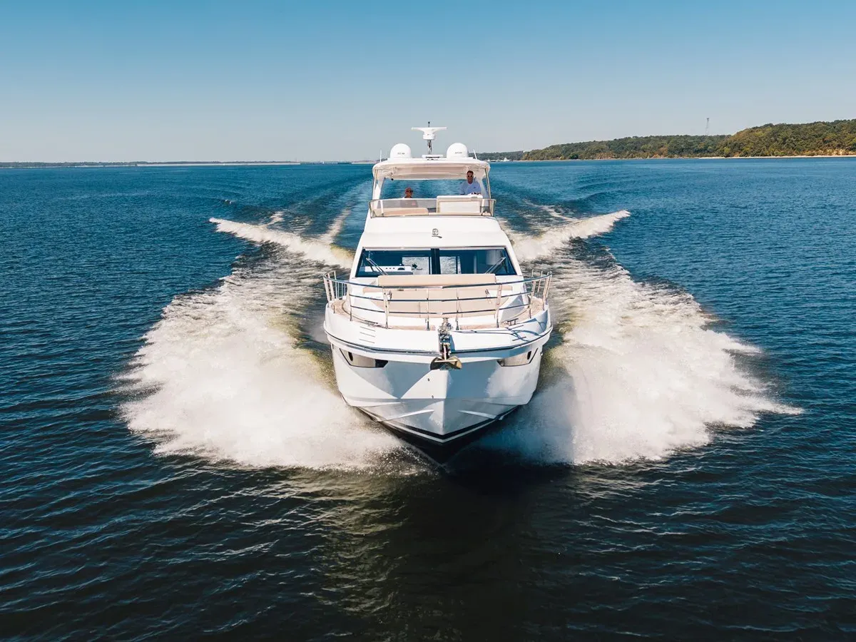 Nauti-Wolfe IV 60