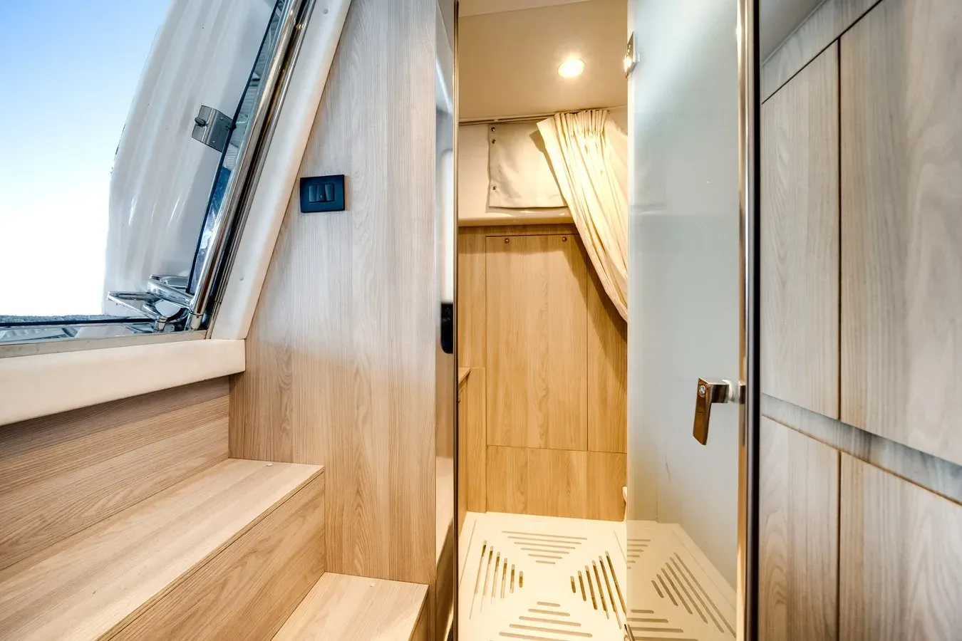 best yacht sales deals Nauti-Wolfe IV 60 Fly