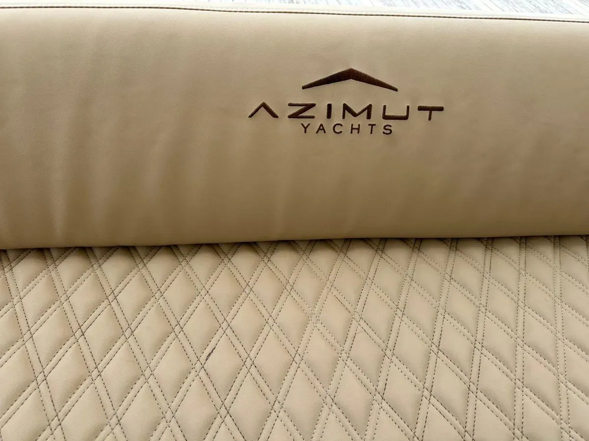 75ft Azimut 2010, Minimal Risk - Azimut Yachts price