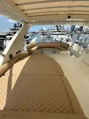 75ft Azimut 2010, Minimal Risk yacht sale