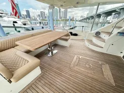 75ft Azimut 2010, Minimal Risk - Azimut Yachts