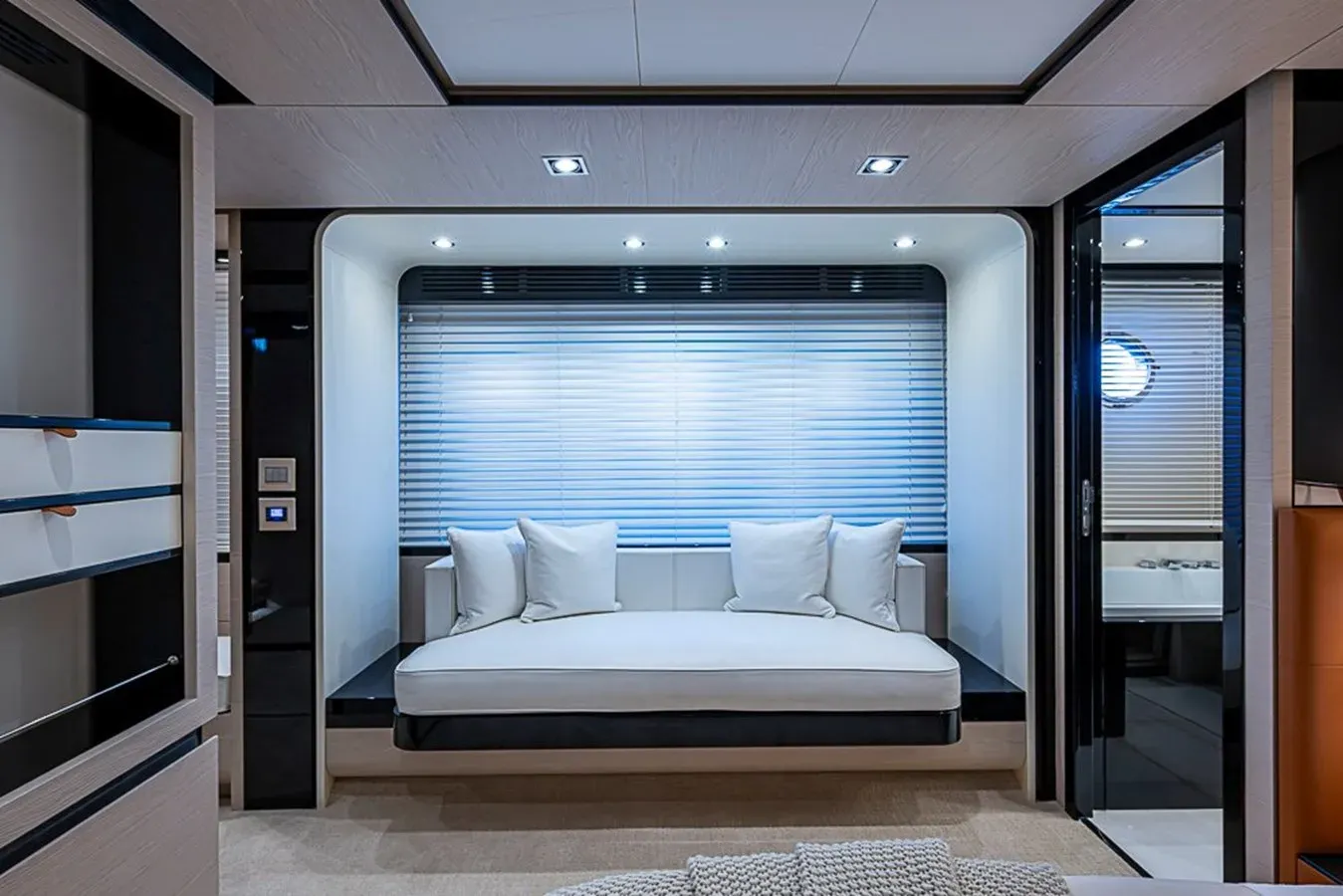 best yacht sales deals LUCKY 7 - Azimut Yachts