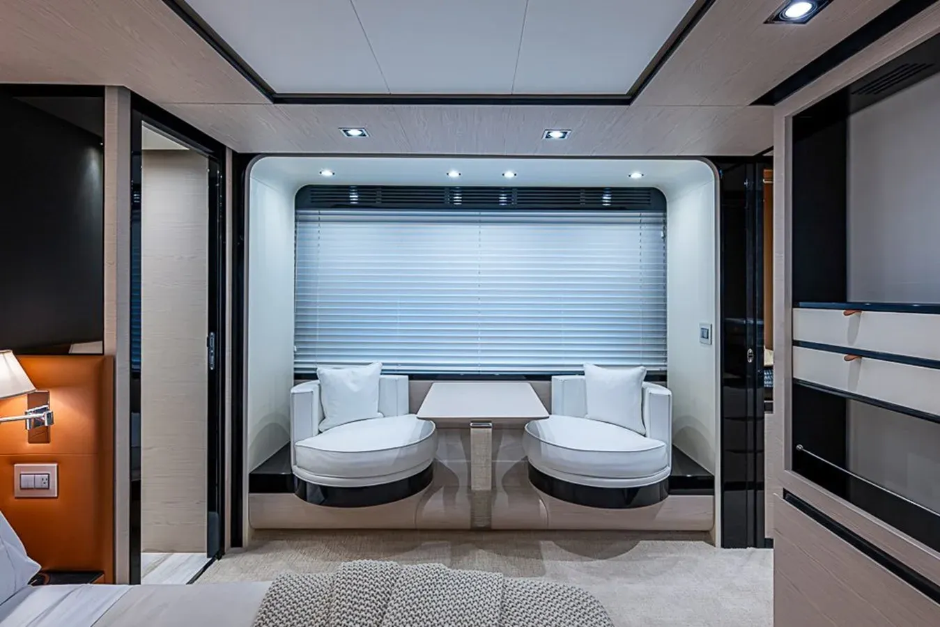 the best price on LUCKY 7 - Azimut Yachts