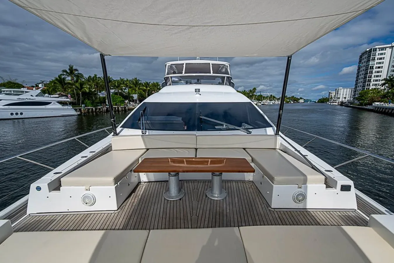 best yacht sales deals LUCKY 7 2017