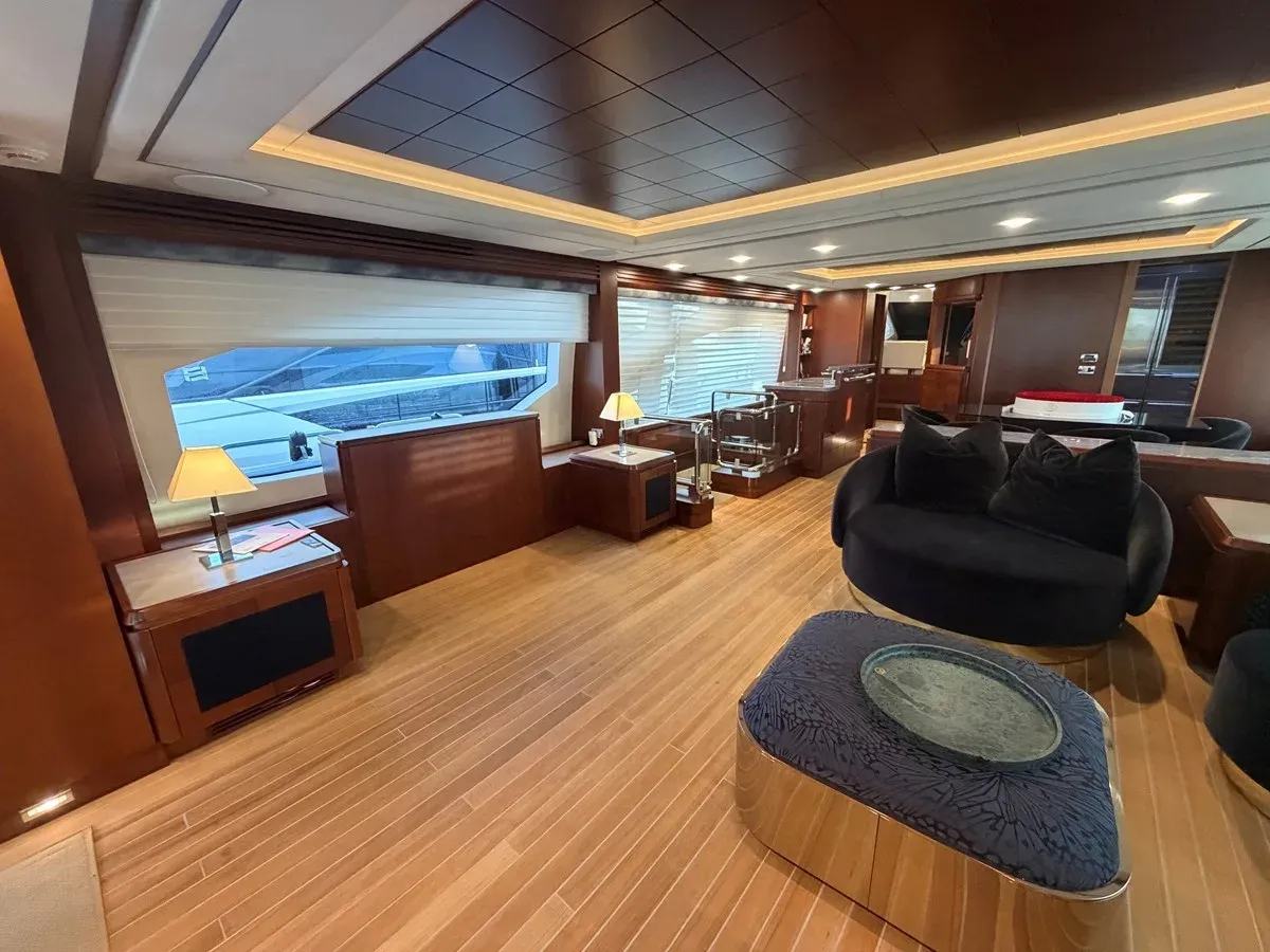 Buy a yacht BEAUTIFUL M 2008