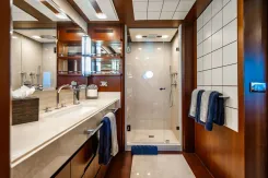 the best price on BEAUTIFUL M 2008