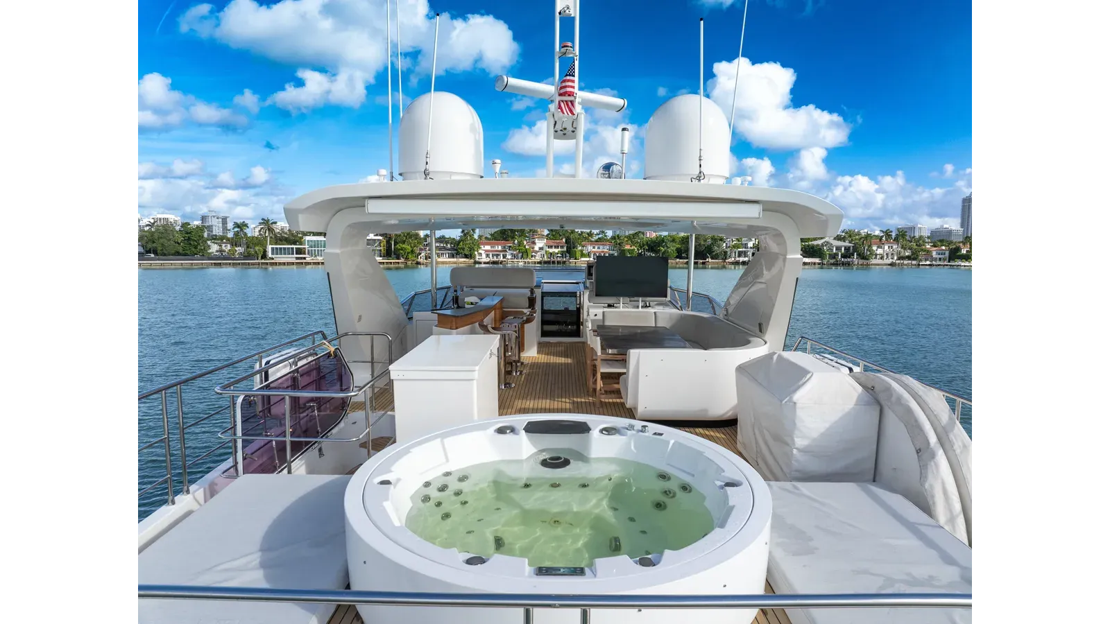 the best price on CLOUD 9 Grande 27 METRI