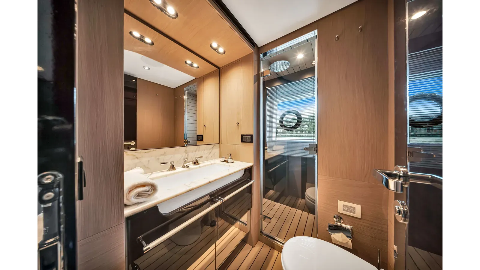 best yacht sales deals CLOUD 9
